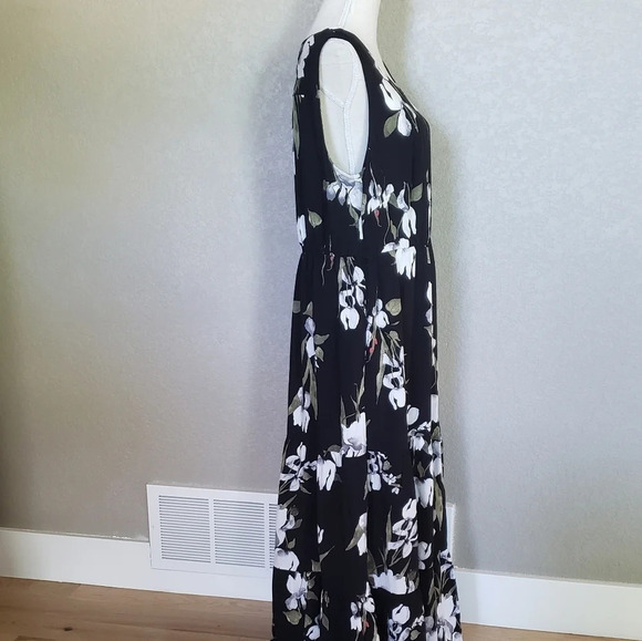 Ava & Viv maxi floral sleeveless dress size 1X - Picture 3 of 8